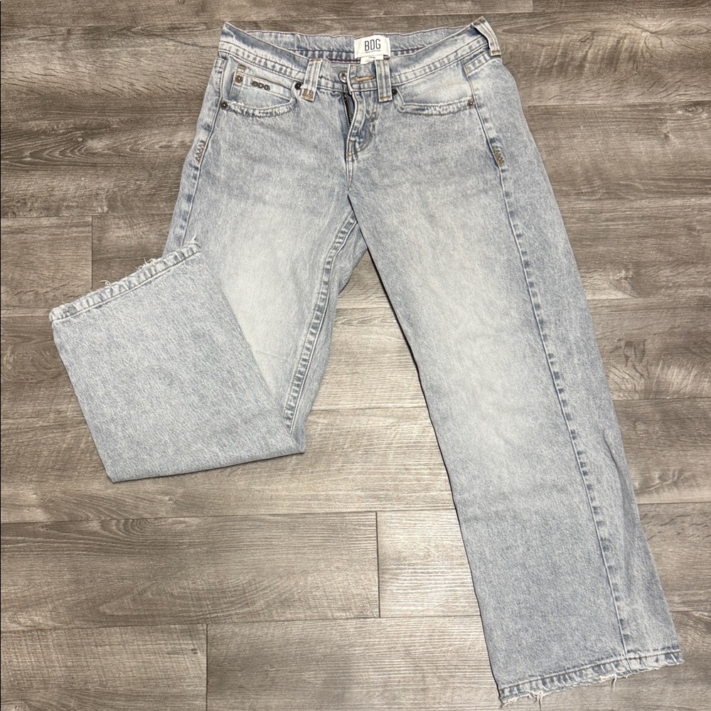BDG Light Wash Women's Straight Jeans